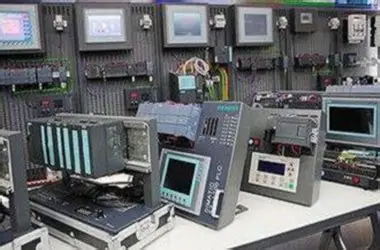 Hvorfor er Siemens S7-400H den gå-til-redundante controller til kritiske industrielle applikationer?